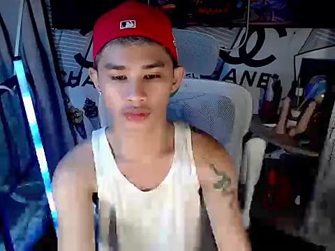 asianhardcock25 online show from April 13, 6:19 pm