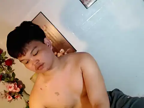 Reynelcock online show from July 11, 4:36 am