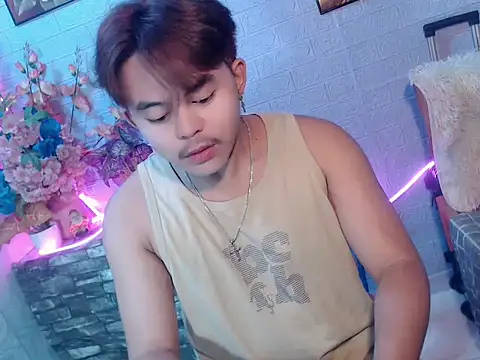 urguy toshi online show from June 2, 11:28 pm