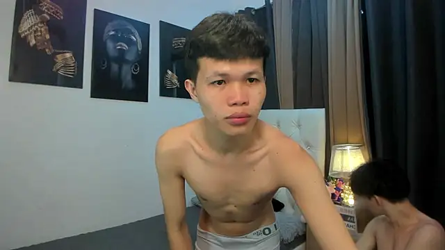 crazyasiantwink online show from January 8, 3:28 pm