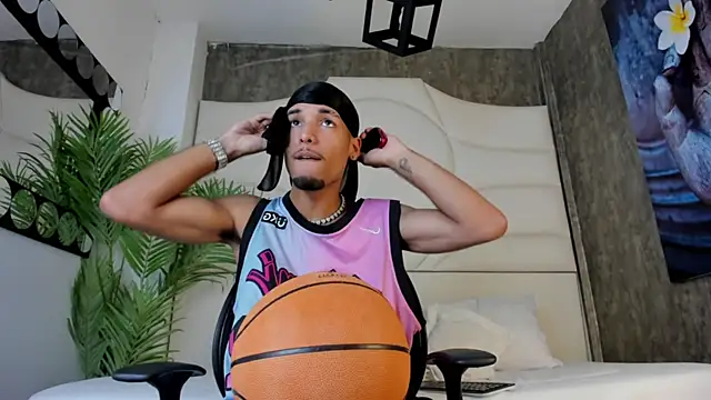 Thiagoferreti online show from October 29, 7:28 pm