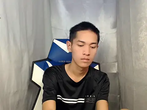 riks tyler online show from March 16, 5:44 am