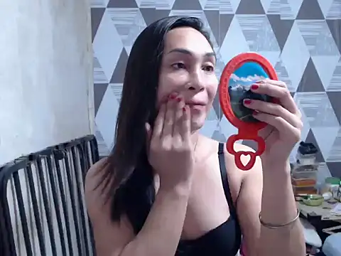 Snapshot of Wiynwyn_Delamerced1989 chatting on October 25, 10:33 pm Wiynwyn Delamerced1989 online show from October 25, 10:33 pm