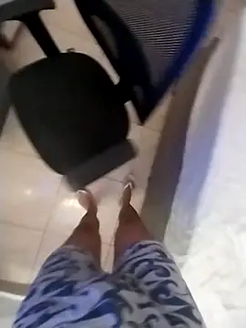 Novinhoamacoroas1002 online show from October 25, 8:43 pm