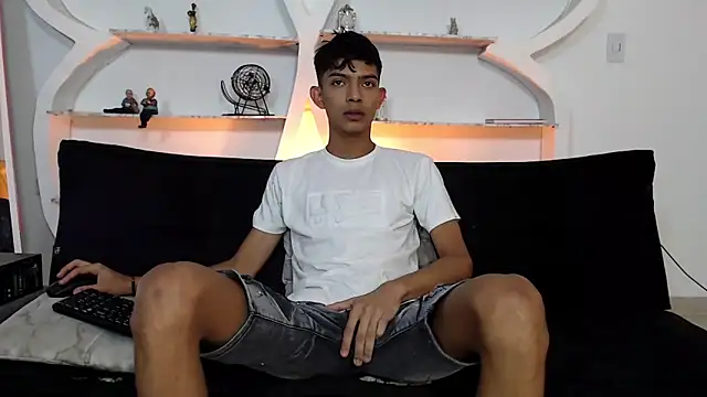 PRETTY SEX1 online show from November 12, 1:17 pm