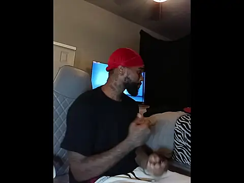 EbonyKing69 online show from October 25, 2:02 am