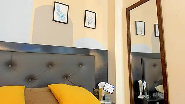 Mathewboy1 online show from April 18, 11:33 am