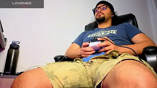 Ernesto-Rodriguez82 online show from February 27, 4:35 am