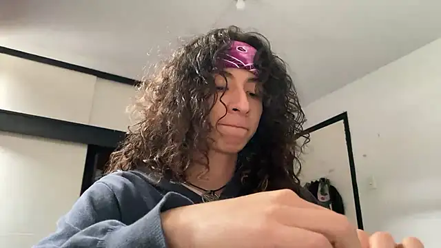 camille delrey online show from November 27, 7:50 pm