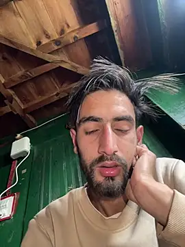 lyath3245 online show from April 9, 7:14 am