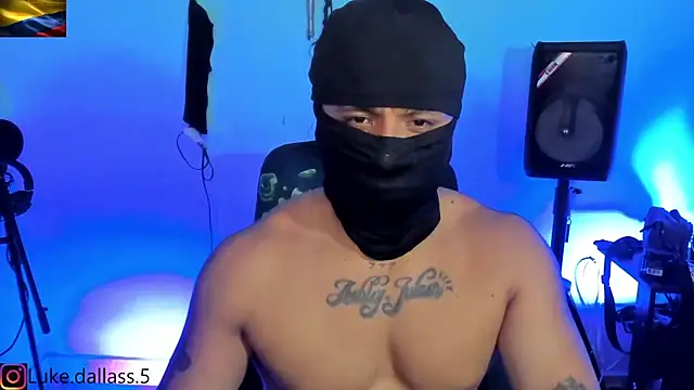 zeus 7777 online show from January 7, 2:38 am