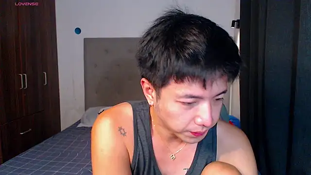 Addictiveboi online show from March 26, 2:15 am