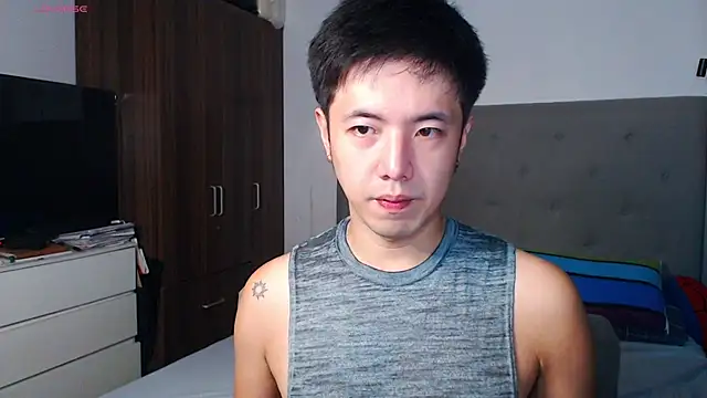 Addictiveboi online show from February 15, 3:46 am