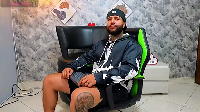 Apolo rousse1 online show from February 24, 10:54 pm