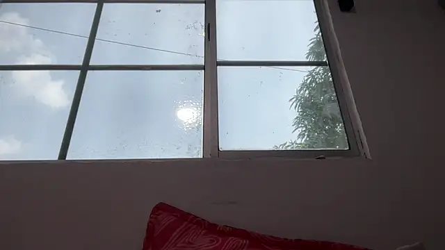 freyva online show from January 5, 9:40 pm