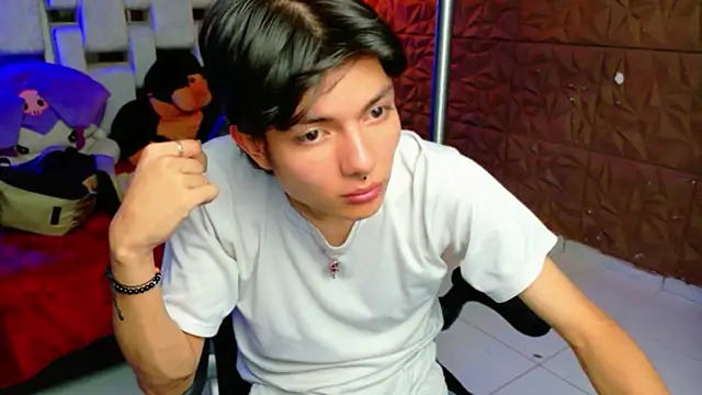 alandelrey57 online show from February 23, 2:57 am