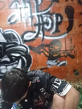 alexandercruz online show from April 17, 1:52 am