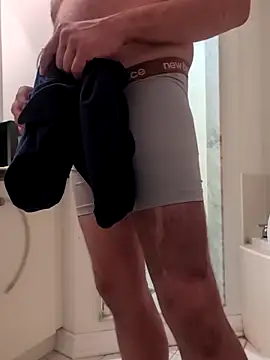 Snapshot of cloudymatt chatting on September 19, 5:08 am cloudymatt online show from September 19, 5:08 am