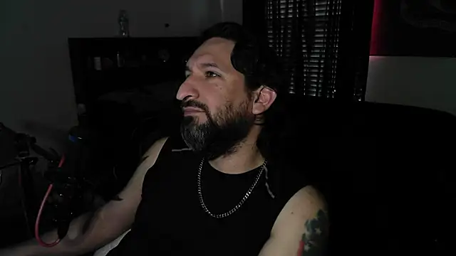 DevilPup75  online show from May 22, 1:38 pm