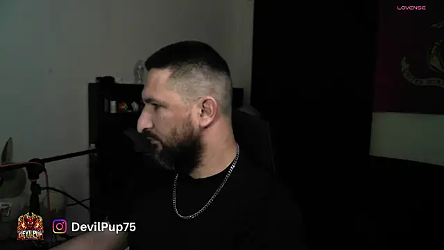 DevilPup75  online show from May 26, 6:42 am