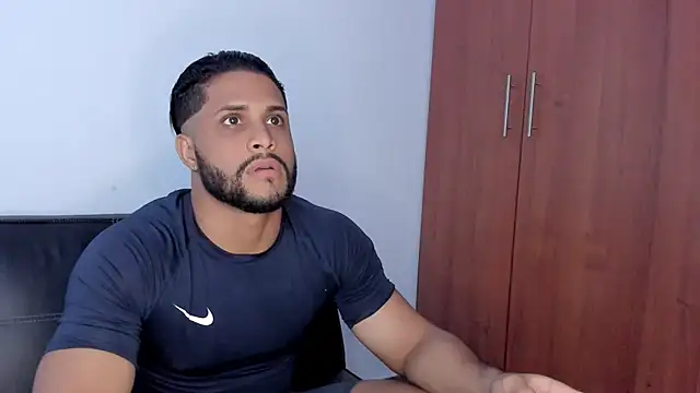 Pier Simons online show from October 26, 11:45 am