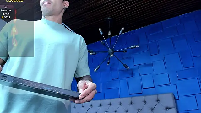 andres-clark92 online show from March 8, 3:16 pm