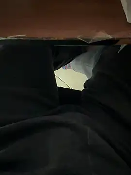 yesoui online show from March 11, 2:24 pm