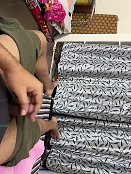 Yourslovingdick online show from March 16, 5:44 am