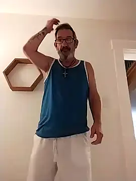 FoxnMouse online show from April 12, 11:05 pm