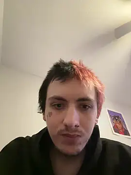 Capwildd 124 online show from June 27, 1:28 pm