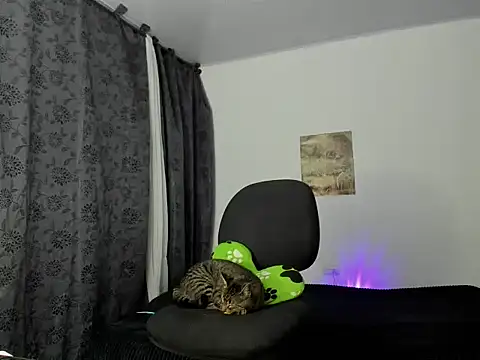 juantalents online show from November 12, 11:09 pm