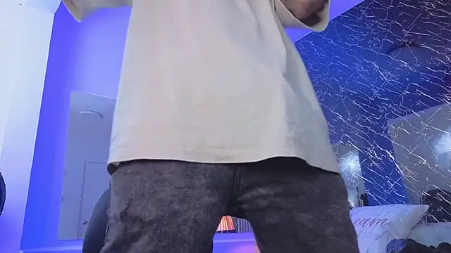 jonas conor online show from June 1, 7:47 pm