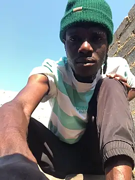 cuminsidebby online show from October 13, 6:30 am