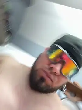 JJunioorr online show from March 11, 7:32 pm