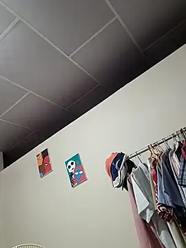 Chico- -Bello161299 online show from April 15, 3:34 pm