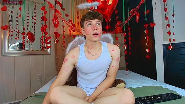 TaylerWhite online show from September 20, 1:22 pm