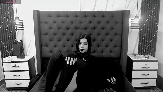 Atley Dolly online show from April 8, 10:29 pm