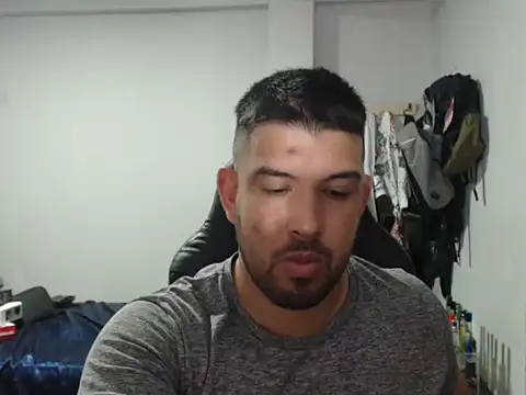 Axel11113 online show from September 12, 5:18 am