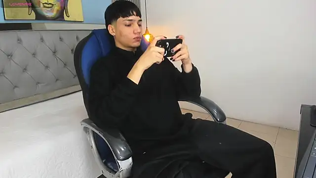 SamBlack  online show from June 24, 2:31 pm