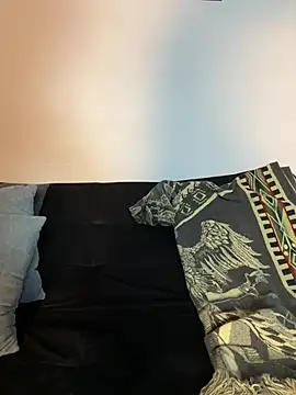 AlekBlake  online show from April 6, 4:46 am