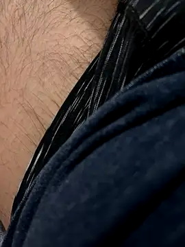 akrap11 online show from November 18, 1:09 am