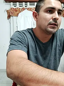 Bradd 32 online show from December 4, 2:51 am