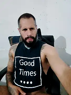 Snapshot of Matheus_Blaze chatting on September 26, 6:27 pm Matheus Blaze online show from September 26, 6:27 pm