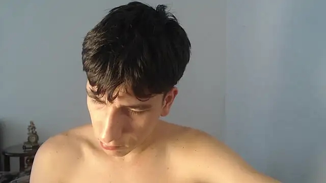 younewmaster online show from October 1, 6:01 pm