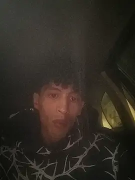 lusiboy96 online show from April 20, 12:13 am