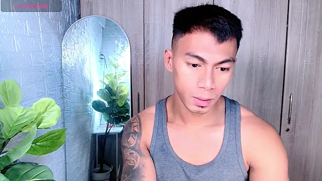 PinooyMilker online show from March 30, 7:37 pm