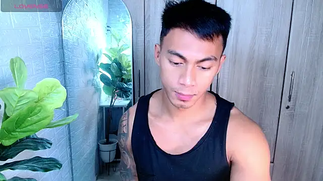 PinooyMilker online show from March 17, 3:14 pm