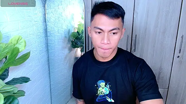 PinooyMilker online show from December 21, 10:18 pm