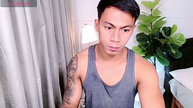 PinooyMilker online show from July 11, 6:32 pm