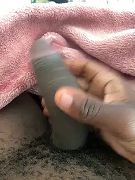 Snapshot of midravelta chatting on September 26, 1:42 pm midravelta online show from September 26, 1:42 pm